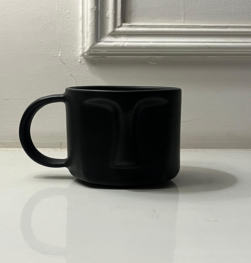 Manufacturer, Exporter, Importer, Supplier, Wholesaler, Retailer, Trader of Sleek Face Mug in New Delhi, Delhi, India